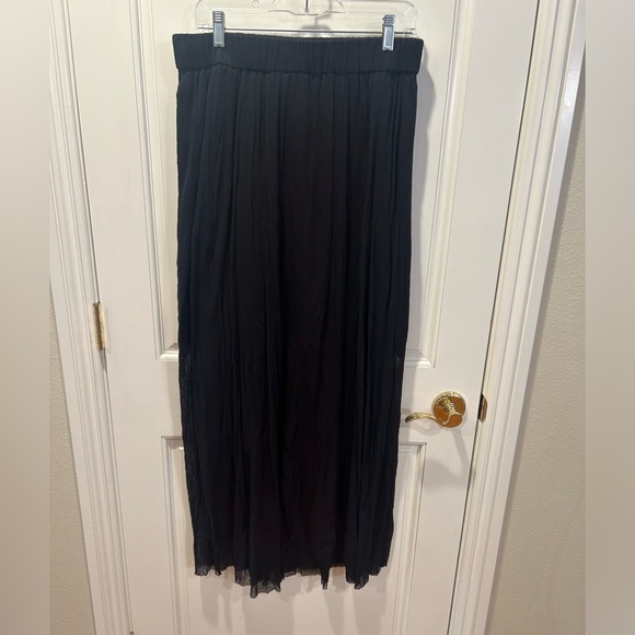 Studio B3 Black Mesh Maxi Skirt Made in Poland European Size Large - Picture 2 of 7